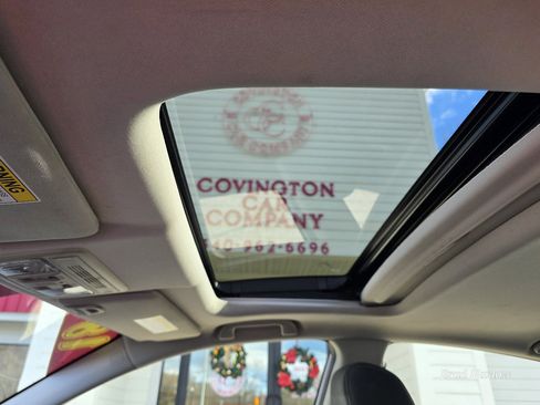 Used 2018 Honda Civic EX-L image 12