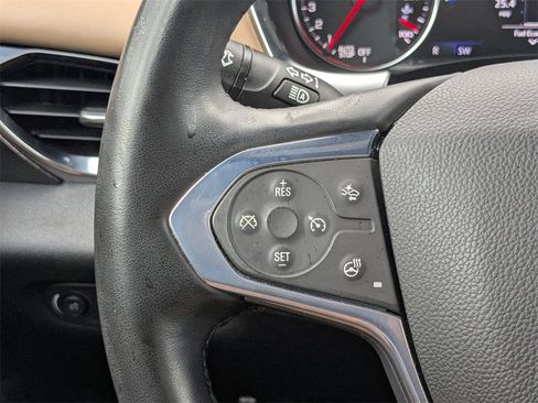 Certified 2023 Chevrolet Traverse Premier w/ LPO, Floor Liner Package image 21