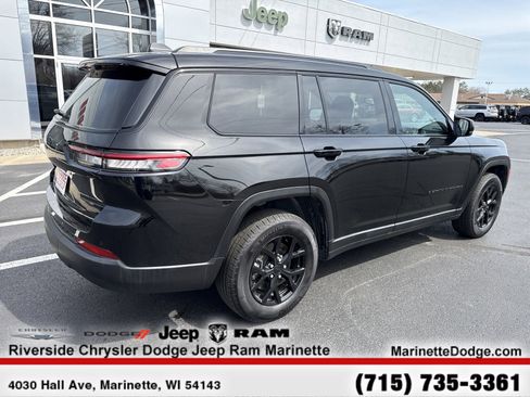 Used 2024 Jeep Grand Cherokee L Altitude AWD/4WD image 10