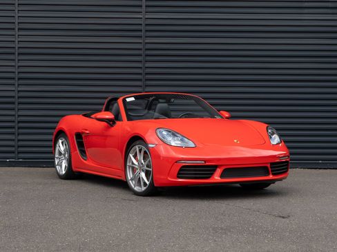 Certified 2017 Porsche 718 Boxster S RWD image 10