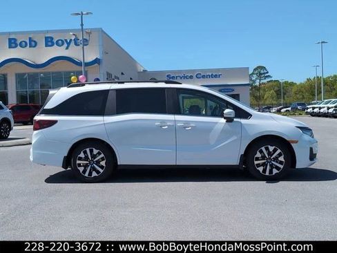 New 2026 Honda Odyssey EX-L image 6