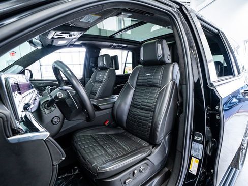 Used 2023 Cadillac Escalade V image 38