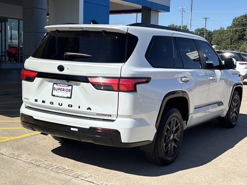 Used 2026 Toyota Sequoia Platinum AWD/4WD image 3