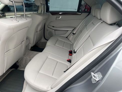 Used 2015 Mercedes-Benz E 350 Sedan image 6