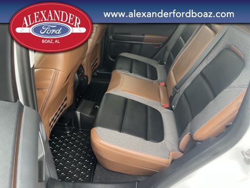 Used 2024 Ford Bronco Sport Outer Banks w/ Tech Package AWD/4WD image 12