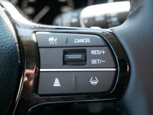 Certified 2025 Honda Pilot EX-L image 30