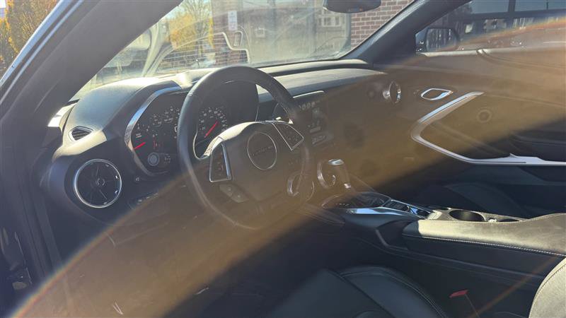 Used 2017 Chevrolet Camaro SS Coupe w/ 2SS RWD image 17