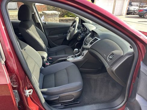 Used 2015 Chevrolet Cruze LT w/ Sun And Sound Package image 22