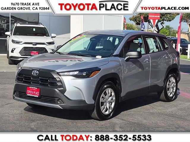 Used 2026 Toyota Corolla Cross L FWD image 1