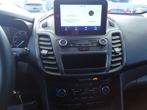 Used 2021 Ford Transit Connect XLT FWD image 15