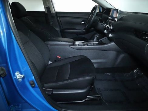 Used 2025 Nissan Sentra SV FWD image 34
