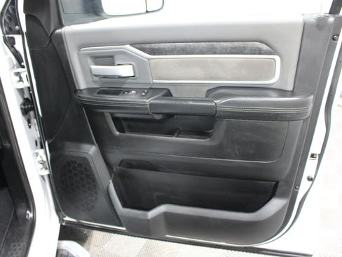 Used 2019 RAM 2500 Big Horn AWD/4WD image 23