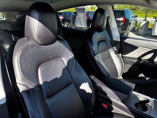 Used 2021 Tesla Model Y Long Range AWD/4WD image 44
