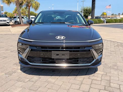 Used 2025 Hyundai Sonata Limited FWD image 6