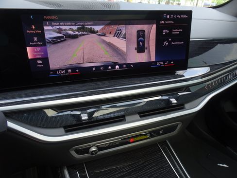 Used 2024 BMW X5 xDrive40i w/ M Sport Package AWD/4WD image 14