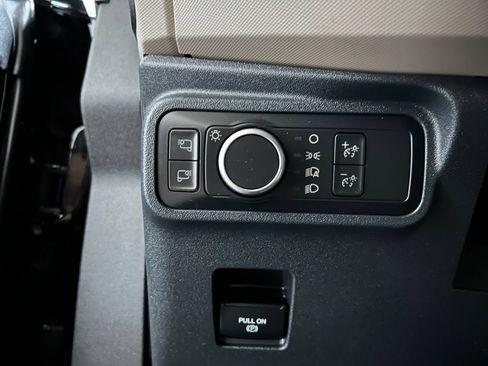 Used 2022 Ford Bronco Wildtrak AWD/4WD image 13
