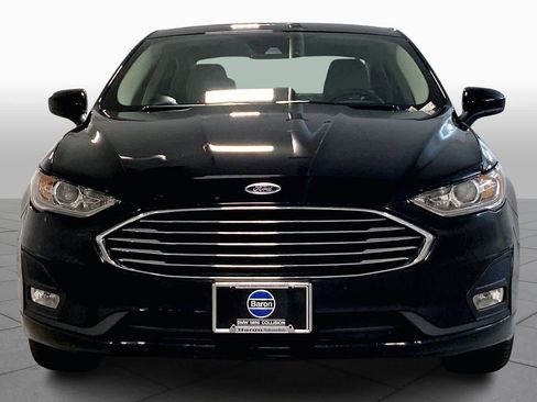 Used 2019 Ford Fusion SE w/ Equipment Group 151A image 3