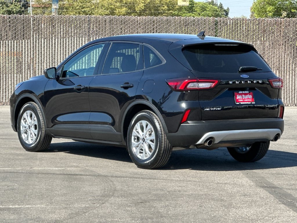 Certified 2025 Ford Escape Active FWD image 5