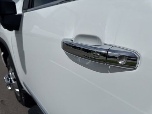 New 2026 Chevrolet Silverado 3500 High Country w/ High Country Premium Package AWD/4WD image 14