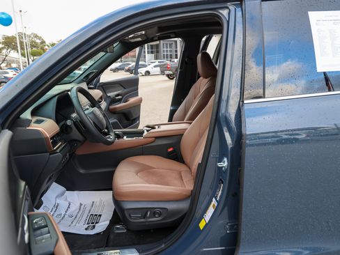 Certified 2026 Toyota Grand Highlander AWD Hybrid image 45