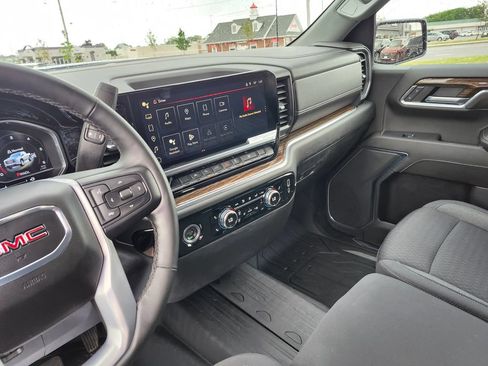 Used 2023 GMC Sierra 1500 Elevation AWD/4WD image 6