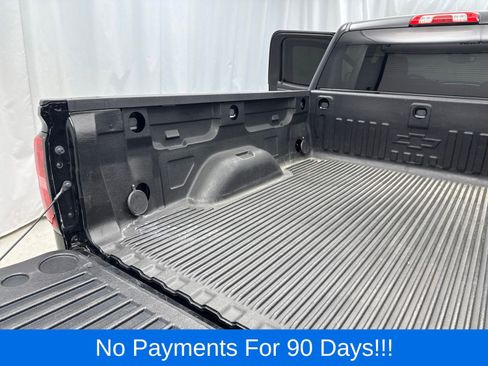 Used 2018 Chevrolet Silverado 1500 LT AWD/4WD image 39