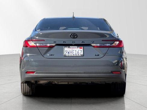Used 2026 Toyota Camry LE image 4