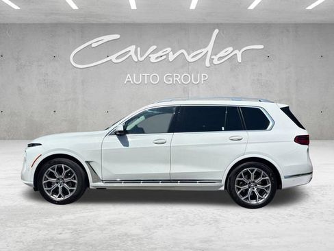 Used 2024 BMW X7 xDrive40i AWD/4WD image 16