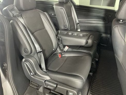 Used 2023 Honda Odyssey EX-L image 12