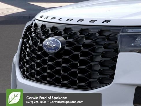 New 2026 Ford Explorer ST-Line w/ ST-Line Street Pack AWD/4WD image 17