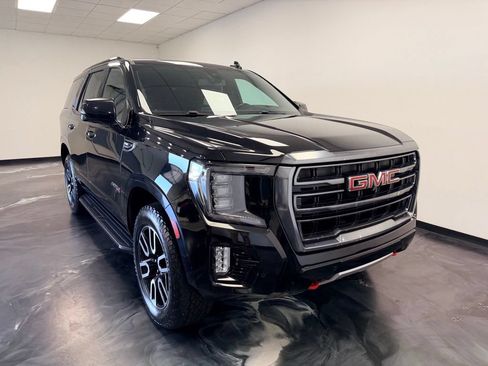 Used 2021 GMC Yukon AT4 w/ Technology Package AWD/4WD image 26