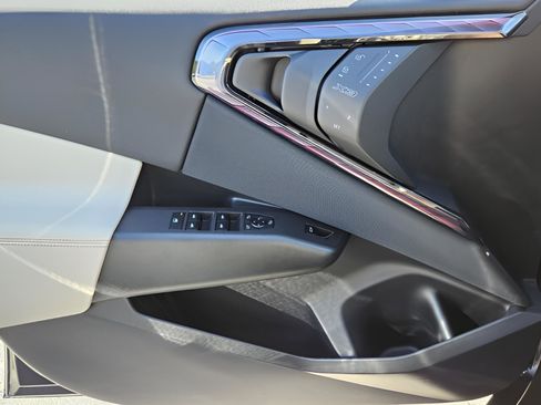 New 2025 BMW X3 xDrive30i w/ Premium Package image 25