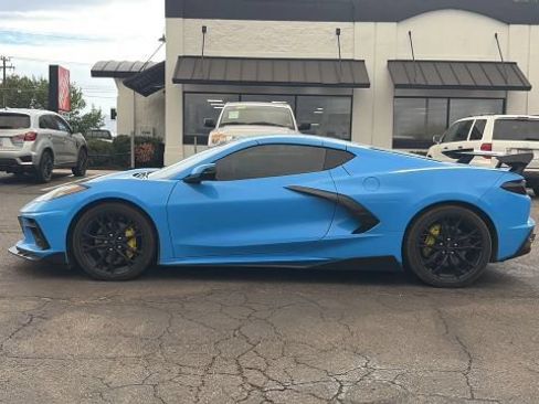 Used 2023 Chevrolet Corvette Stingray Coupe w/ 1LT RWD image 2