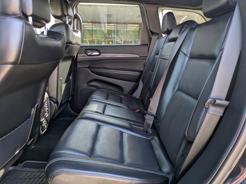 Used 2021 Jeep Grand Cherokee 80th Anniversary w/ Quick Order Package 28K 80th image 14