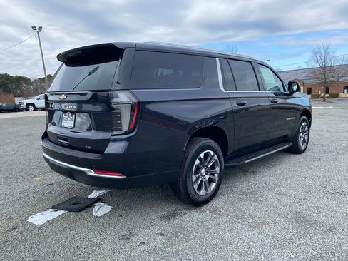 New 2026 Chevrolet Suburban LT w/ Comfort Package image 3