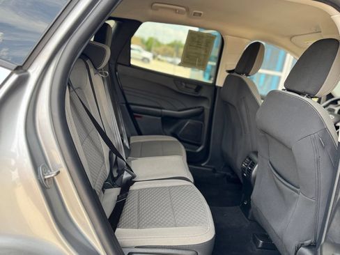 Used 2022 Ford Escape SE w/ Convenience Package AWD/4WD image 30