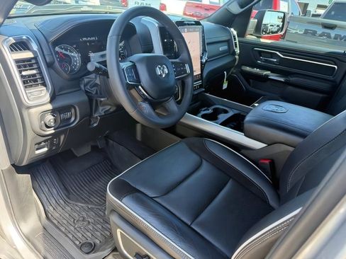 Used 2025 RAM 1500 Laramie w/ Sport Appearance Package AWD/4WD image 12
