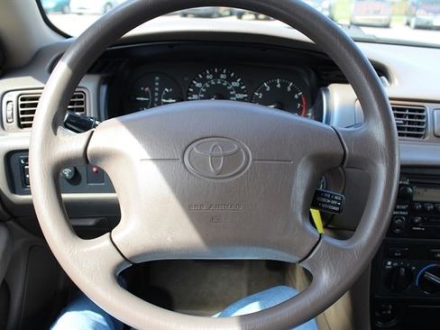 Used 2001 Toyota Camry CE image 14