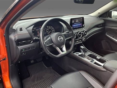 Used 2023 Nissan Sentra SR w/ SR Premium Package image 7