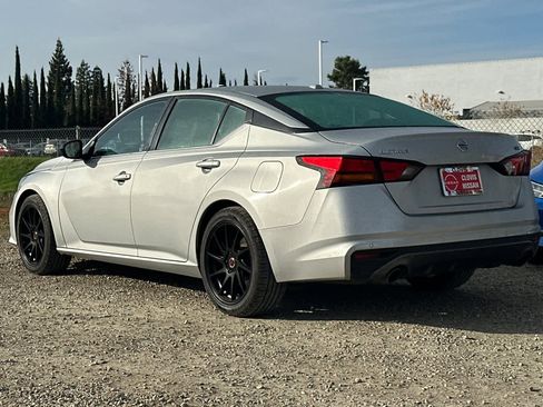 Used 2021 Nissan Altima 2.5 SR image 7