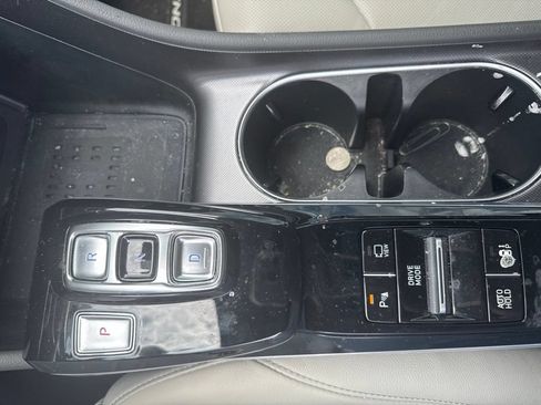 Used 2023 Hyundai Sonata Limited FWD image 32