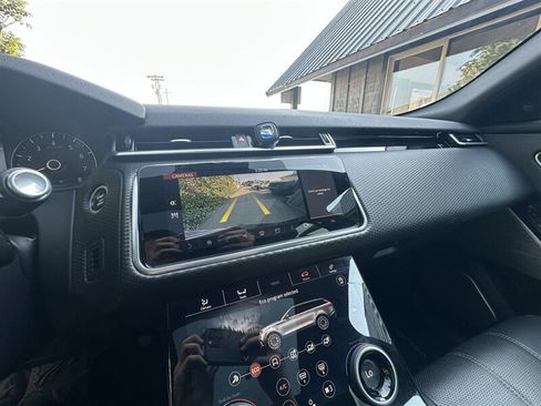 Used 2018 Land Rover Range Rover Velar S AWD/4WD image 14