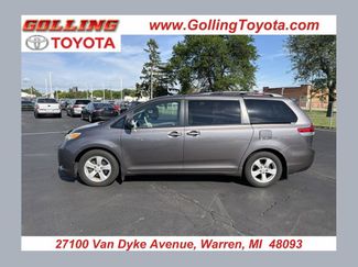 Used 2011 Toyota Sienna LE FWD video 1