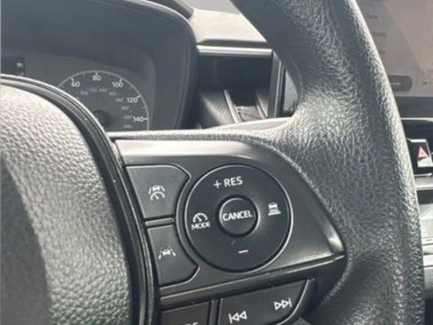 Used 2025 Toyota Corolla LE FWD image 22
