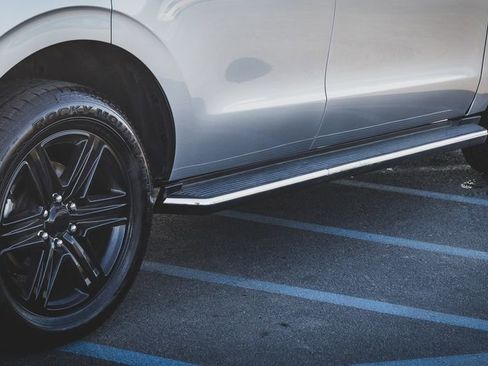 Used 2020 Ford Expedition XLT w/ Equipment Group 202A image 30