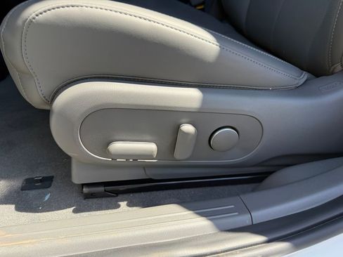 New 2026 Hyundai Ioniq 5 SEL AWD/4WD image 15