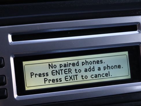 Used 2010 Volvo V70 image 22