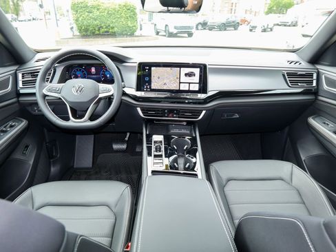 New 2026 Volkswagen Atlas Cross Sport SEL AWD/4WD image 18