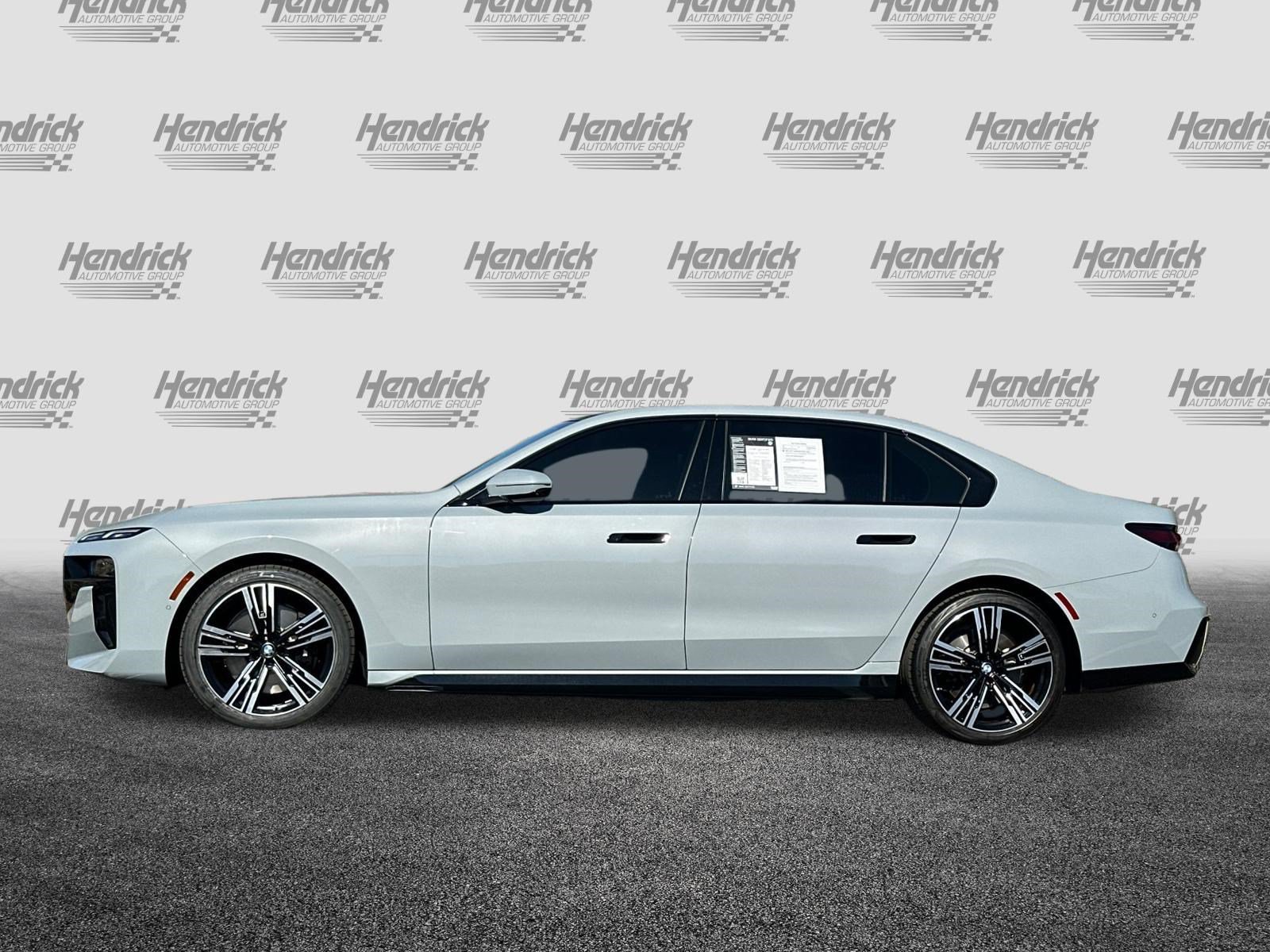 Used 2024 BMW 740i xDrive AWD/4WD image 8