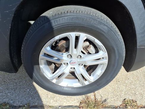 Used 2018 GMC Terrain SLE image 30